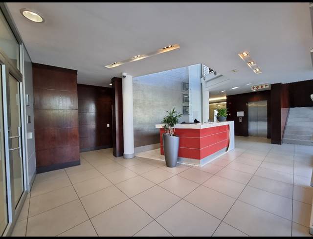105M² OFFICE RENTED IN CENTURY CITY